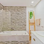 Casa Marina - Port Sleeps 6 Sea Views Estepona