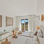 Casa Marina - Port Sleeps 6 Sea Views Apartment *