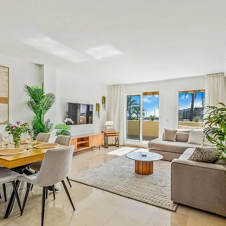 Casa Marina - Port Sleeps 6 Sea Views Appartement *