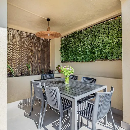 Casa Marina - Port Sleeps 6 Sea Views