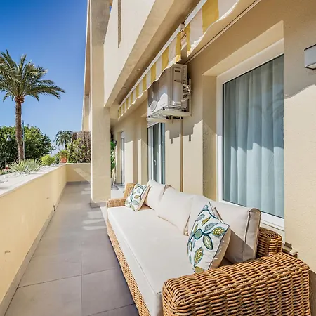 Casa Marina - Port Sleeps 6 Sea Views * Estepona