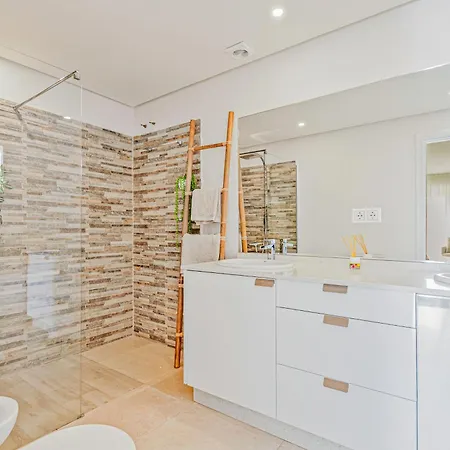 Casa Marina - Port Sleeps 6 Sea Views