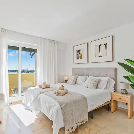 Casa Marina - Port Sleeps 6 Sea Views Apartmán *