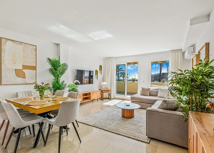 Casa Marina - Port Sleeps 6 Sea Views Apartment *