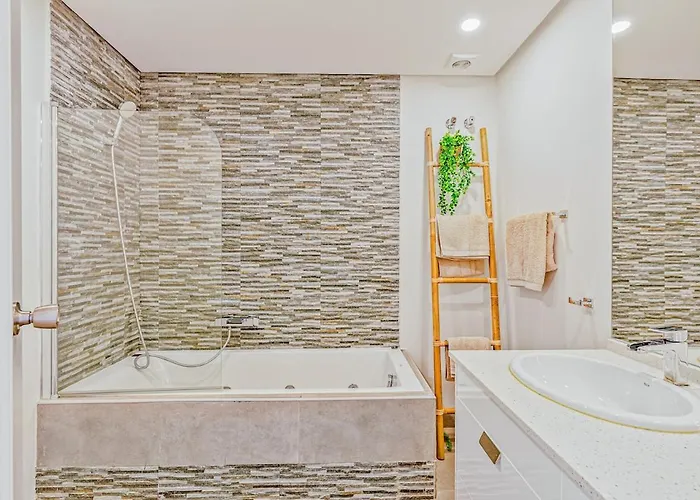 Lägenhet Casa Marina - Port Sleeps 6 Sea Views *